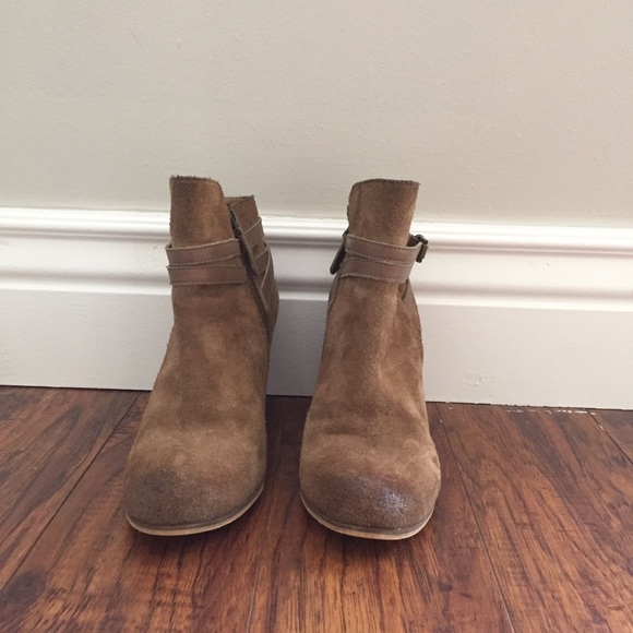 BP Tandem Bootie Khaki Suede 8 - Picture 5 of 8